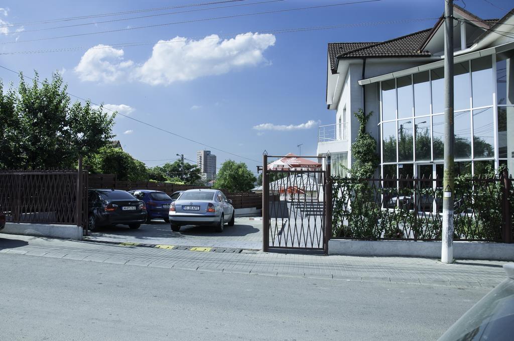 Villa Grande Iasi Buitenkant foto