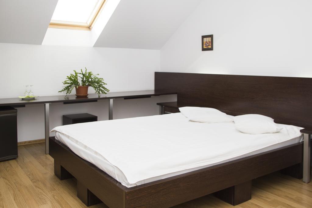 Villa Grande Iasi Kamer foto