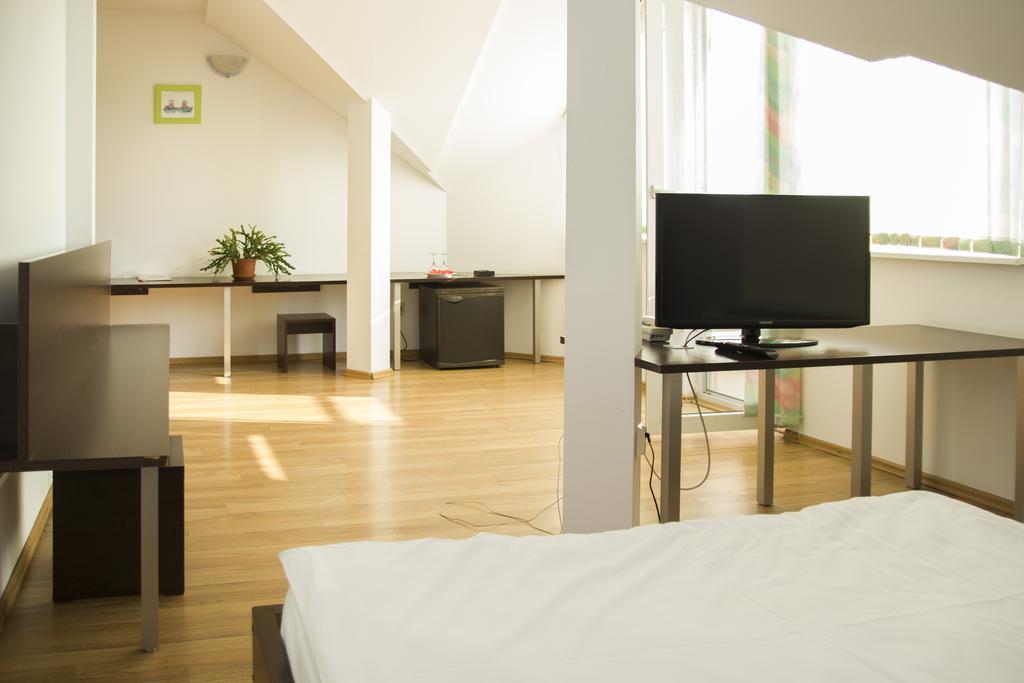 Villa Grande Iasi Kamer foto
