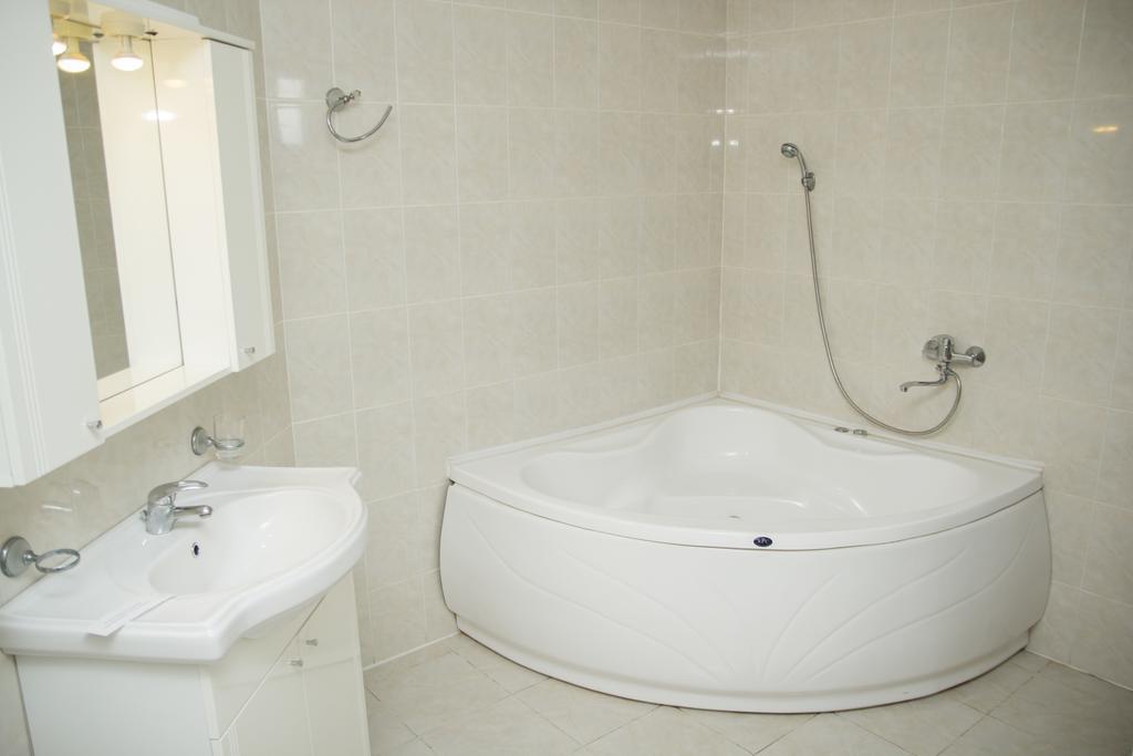 Villa Grande Iasi Kamer foto