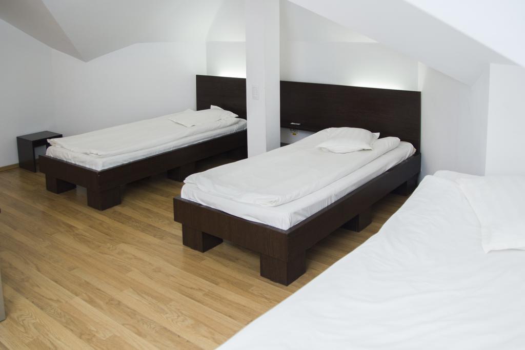 Villa Grande Iasi Kamer foto
